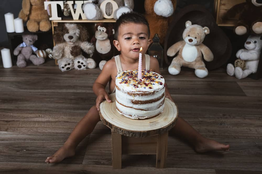 Bébé va avoir 1 ou 2 ans ? Vivez une expérience magique avec une séance Smash Cake super fun ! - shooting enfant